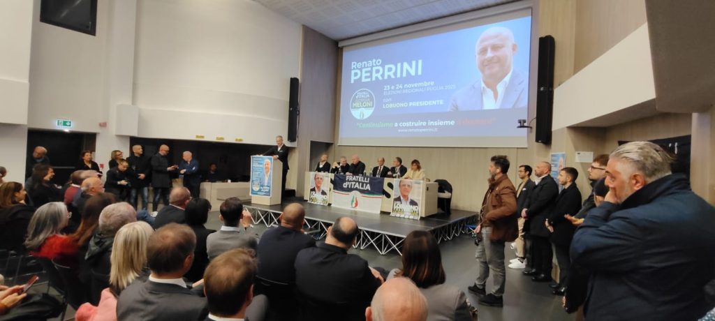 Renato Perrini ed alcuni suoi sostenitori