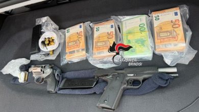 sequestro per detenzione illegale di armi a Francavilla Fontana