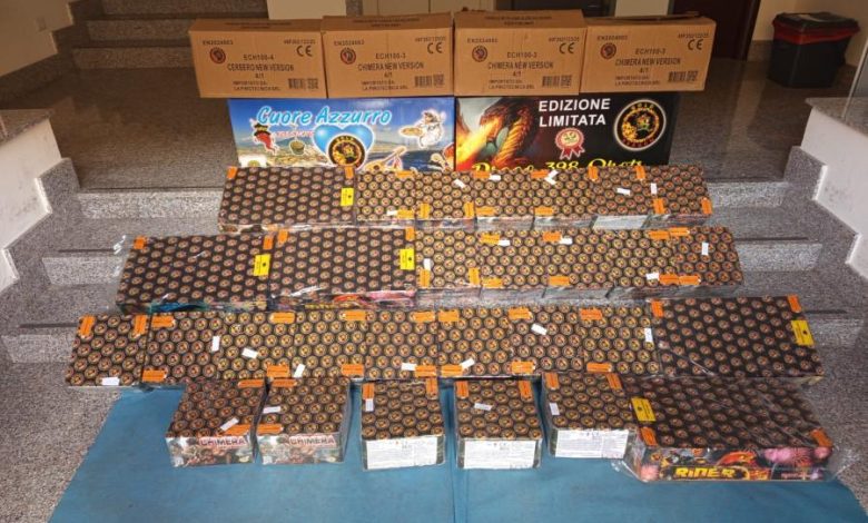Sequestro materiale pirotecnico a Gallipoli durante controlli di sicurezza in un negozio