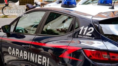 Sequestro di fuochi d’artificio illegali a Brindisi da parte dei Carabinieri