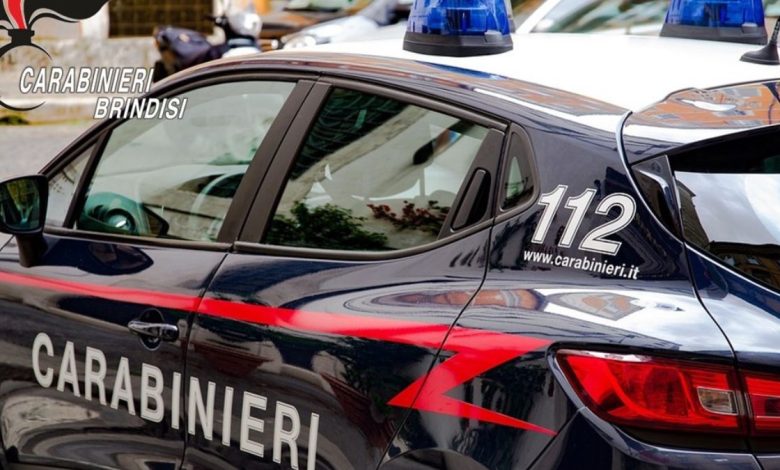 Sequestro di fuochi d’artificio illegali a Brindisi da parte dei Carabinieri