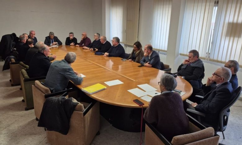 Servizio irriguo conguaglio 2022, irrigazione nei campi in Puglia